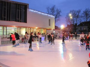 Patinoire_de_nuit2-300x225